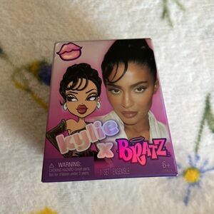 Mini Bratz x Kylie Jenner Series 1 Collectible Figures